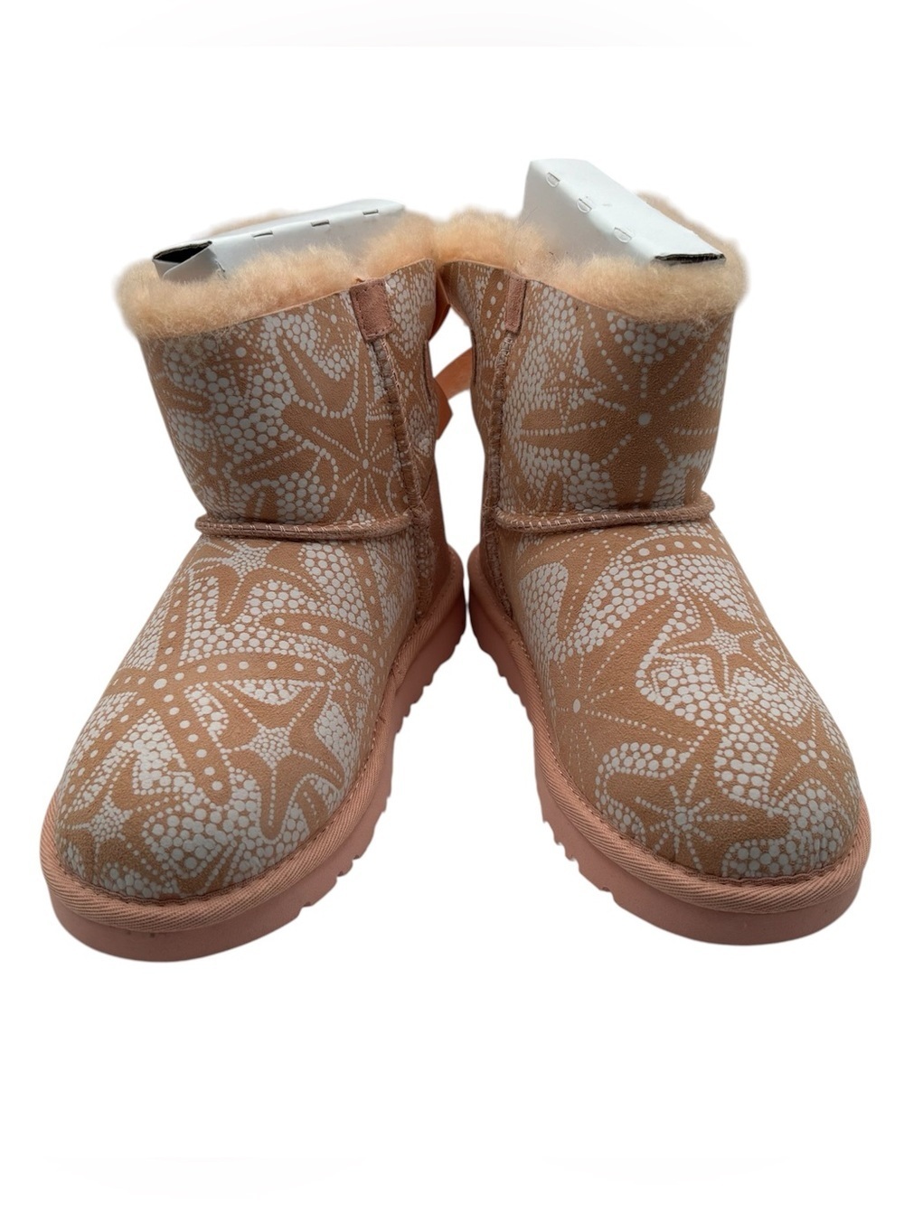 NWOT UGG K Mini Bailey Bow Starfish Pink and White Boots Size 2 With Box - Picture 2 of 9